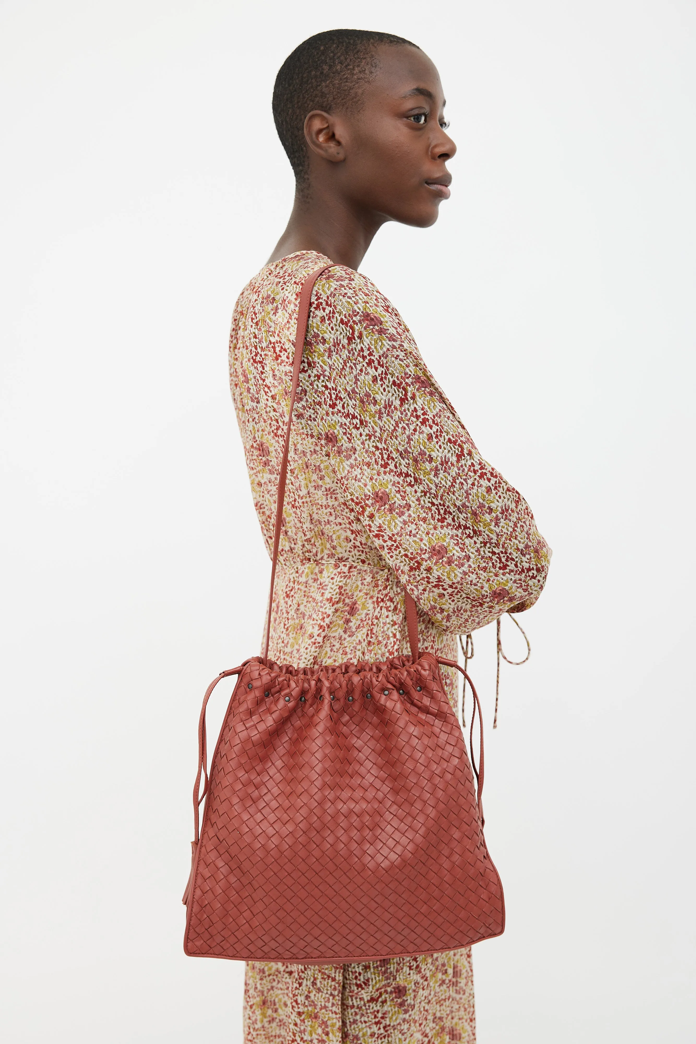 Brick Red Intrecciato Leather Drawstring Bag