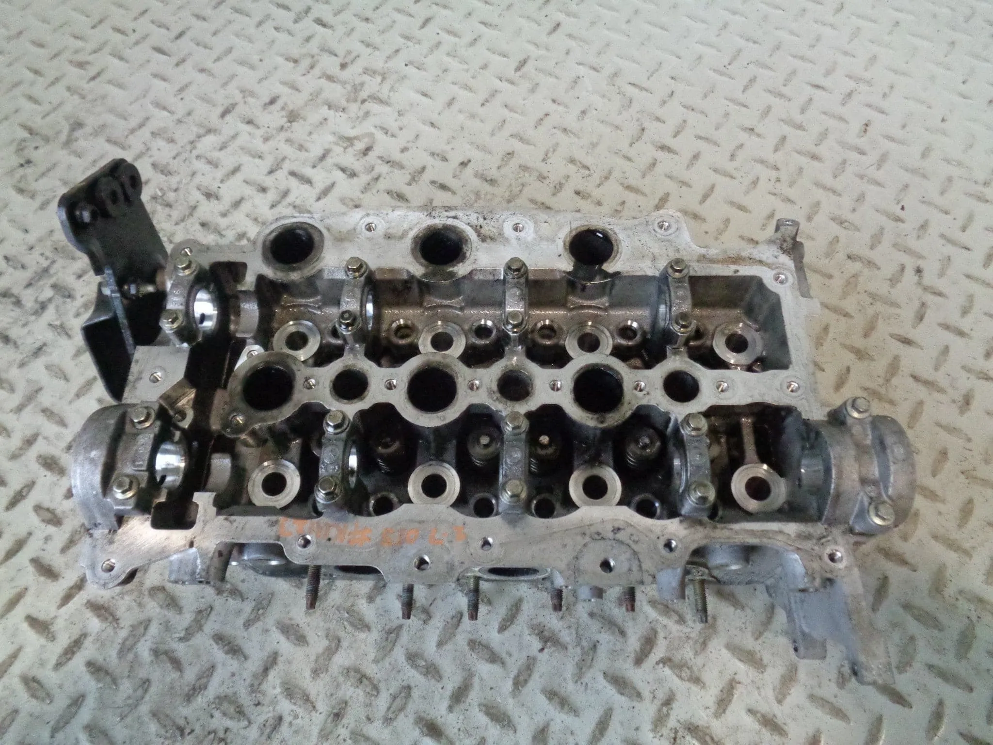 Cylinder Head 2.7 TDV6 Off Side Discovery 3 Range Rover Sport Land Rover K11123