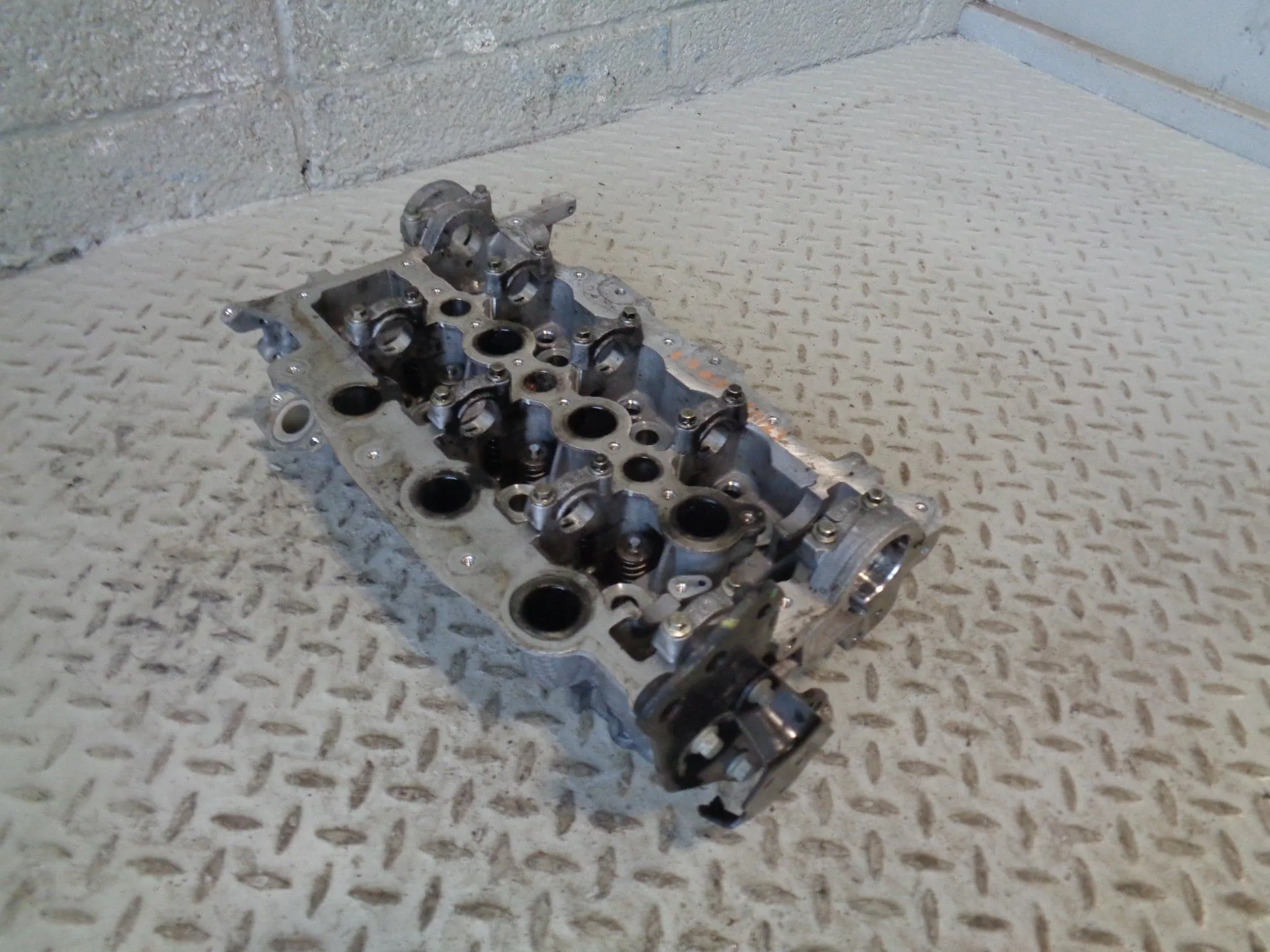 Cylinder Head 2.7 TDV6 Off Side Discovery 3 Range Rover Sport Land Rover K11123