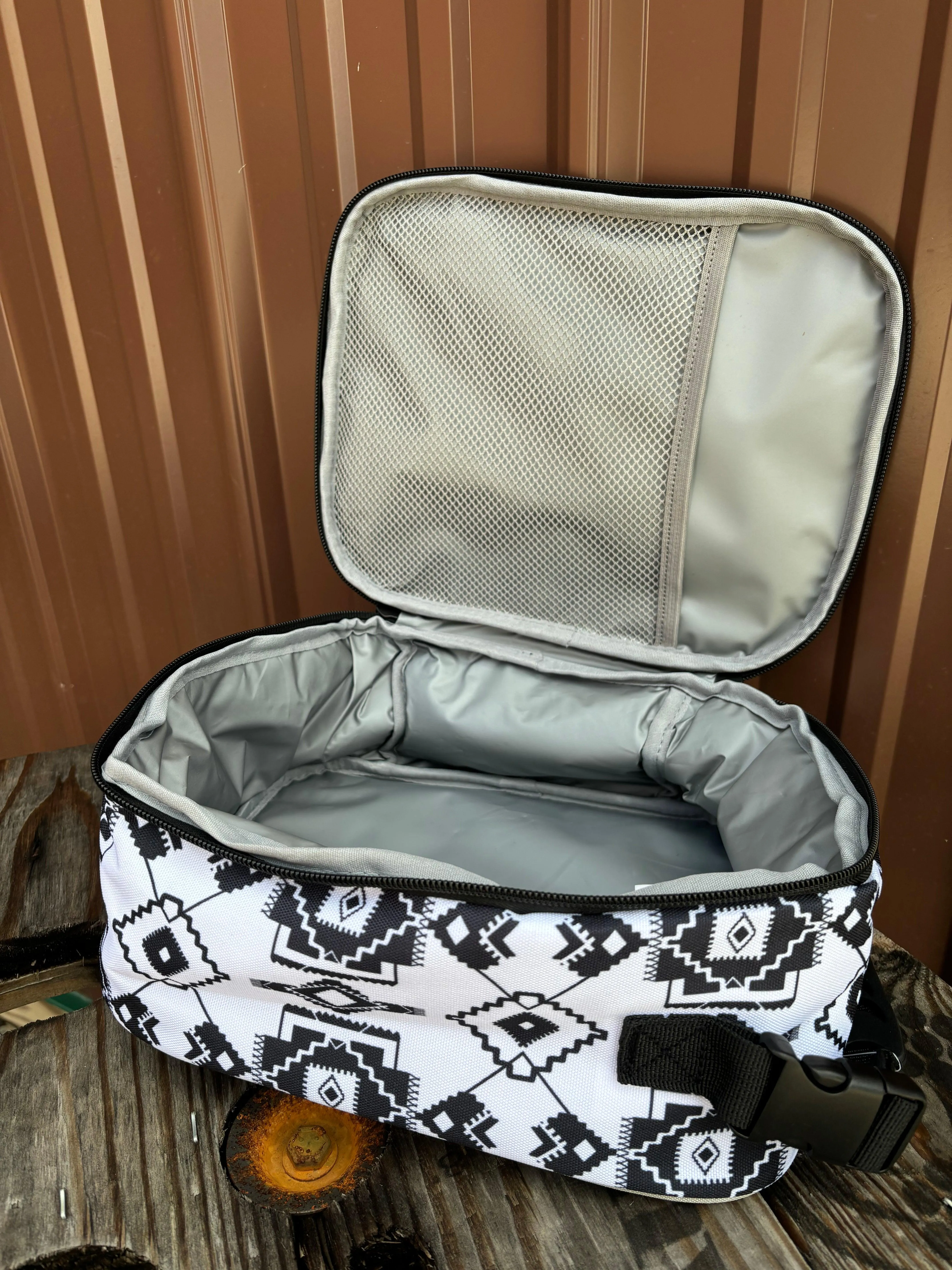 Hooey Black & White Southwestern Aztec Print Lunch Box HLB005-WHBK