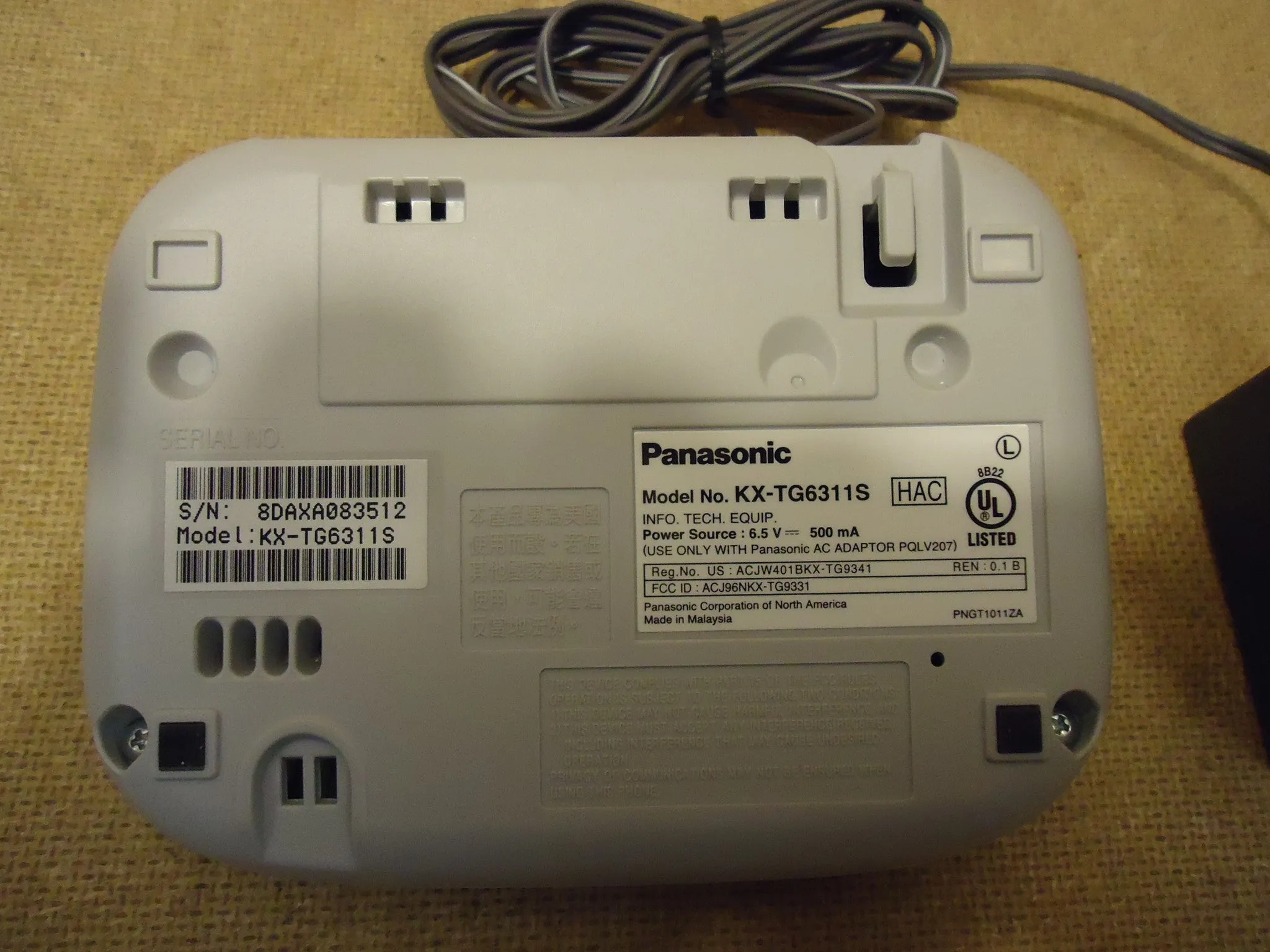 Panasonic 6.0 Cordless Phone Base DECT Silvers KX-TG6311S -- Used