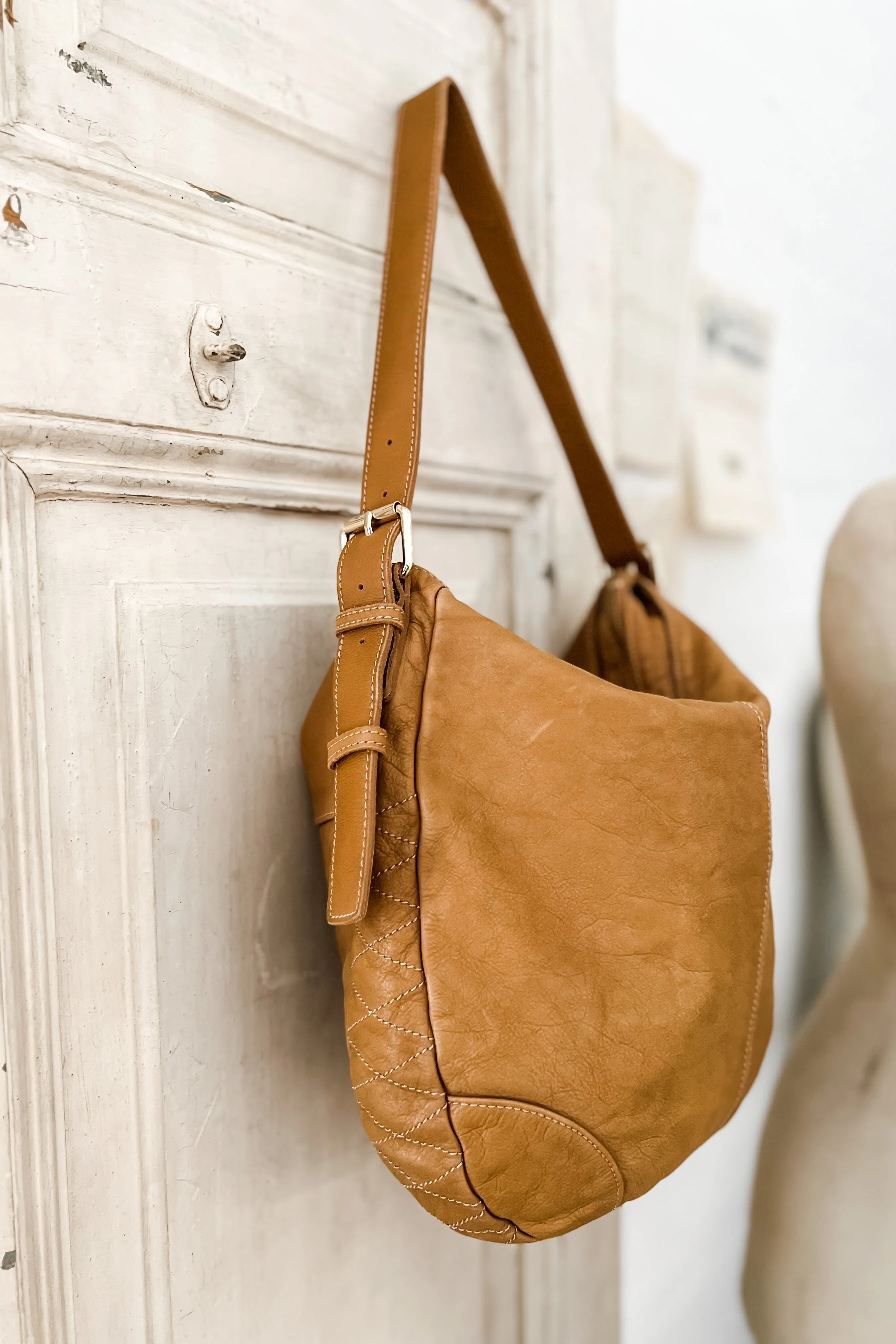 Rose & Lyle | Lola Hobo | Caramel