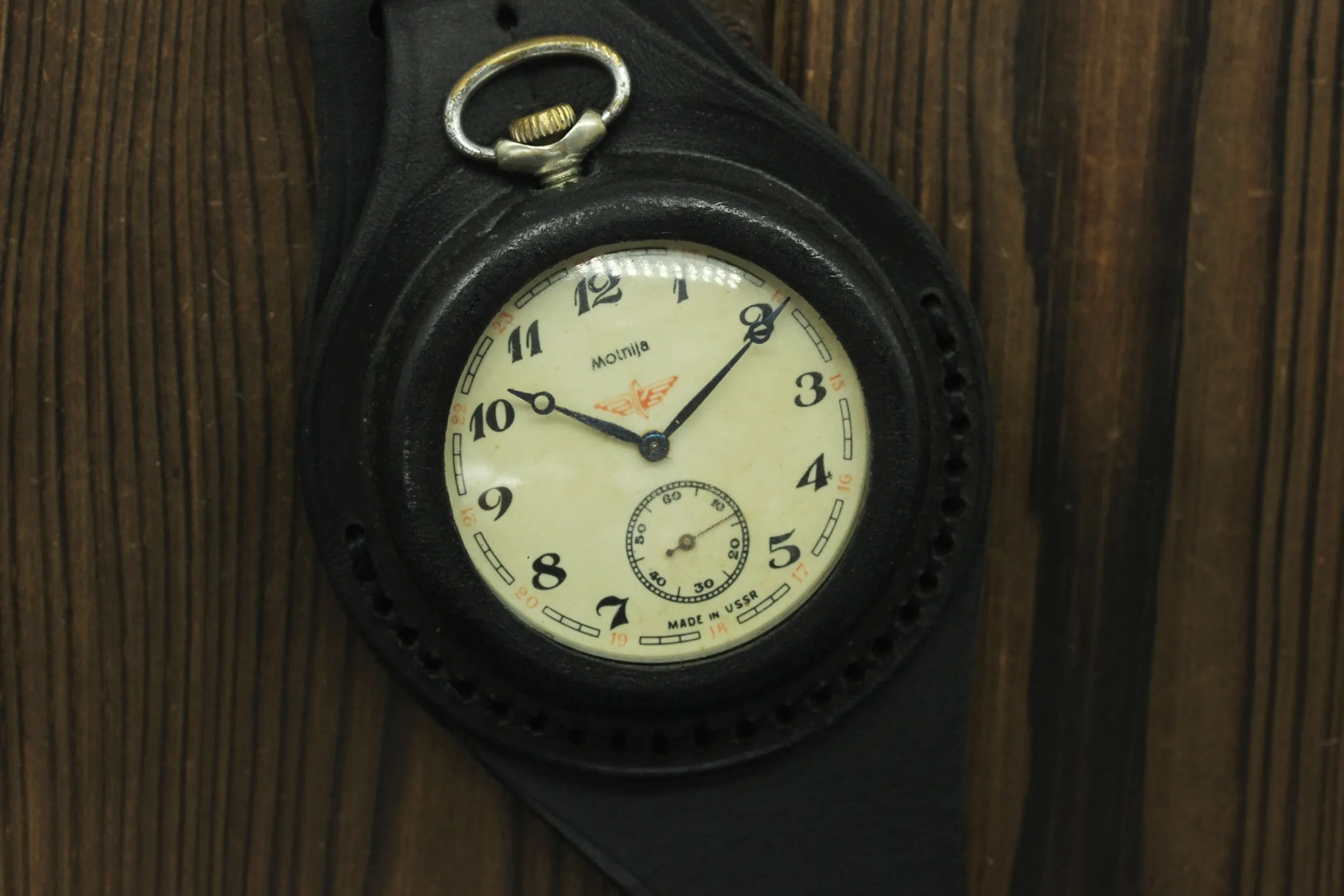 VTG Molnija 3602 Train Pocket Watch   WWI Style New Leather WRISTBAND WWII