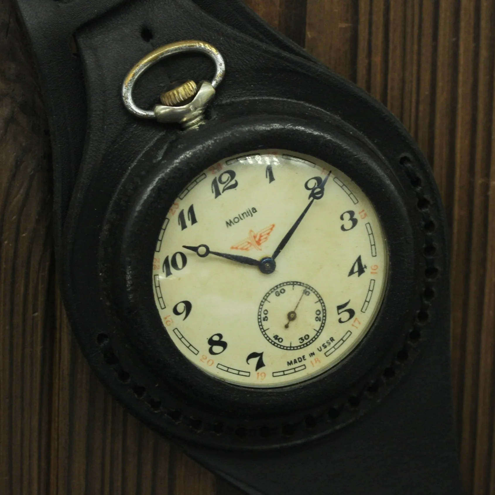 VTG Molnija 3602 Train Pocket Watch   WWI Style New Leather WRISTBAND WWII