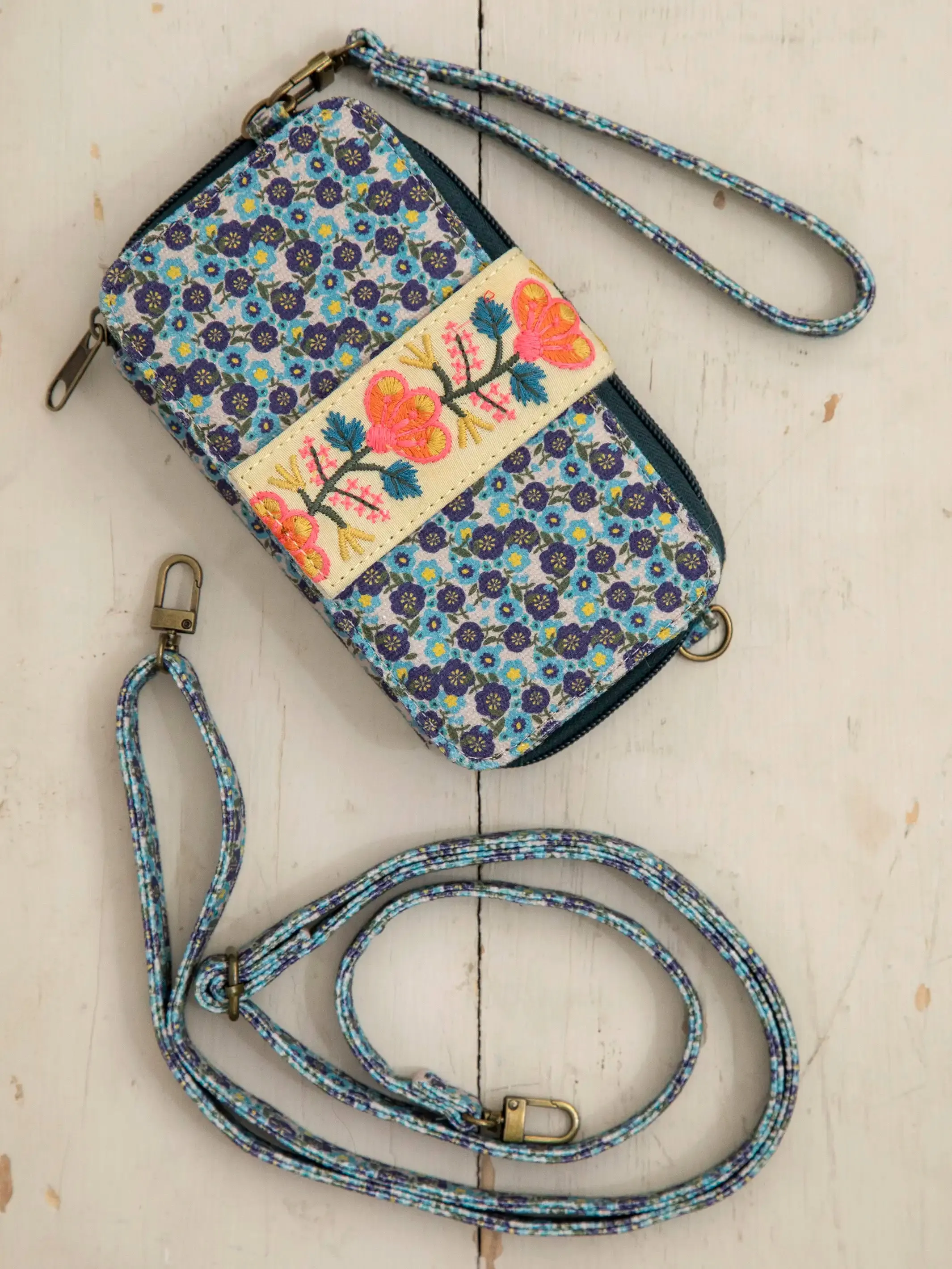 Wristlet Wallet - Blue Floral Ditsy